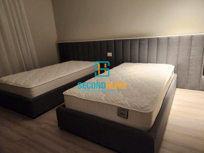 7bbbee55-3b80-463d-a298-6f99e3c0442c_ffe92_lg.jpg
